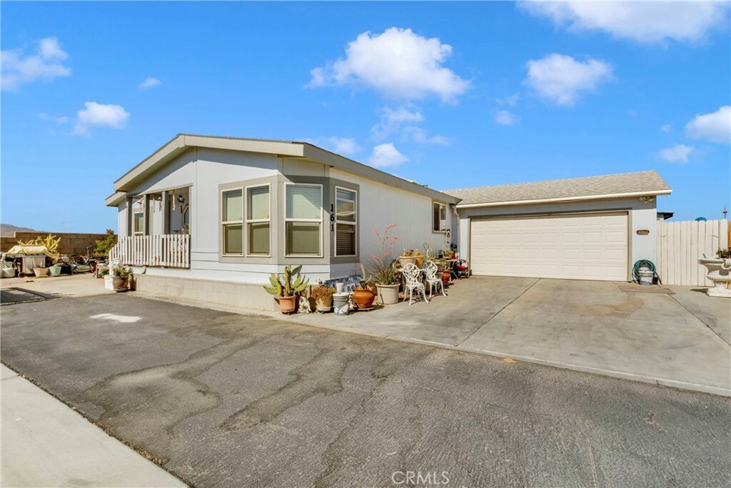 Property Photo:  21621 161 Sandia Road  CA 92308 