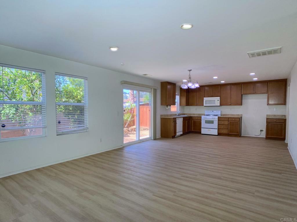 Property Photo:  1447 Caracara Circle  CA 92019 