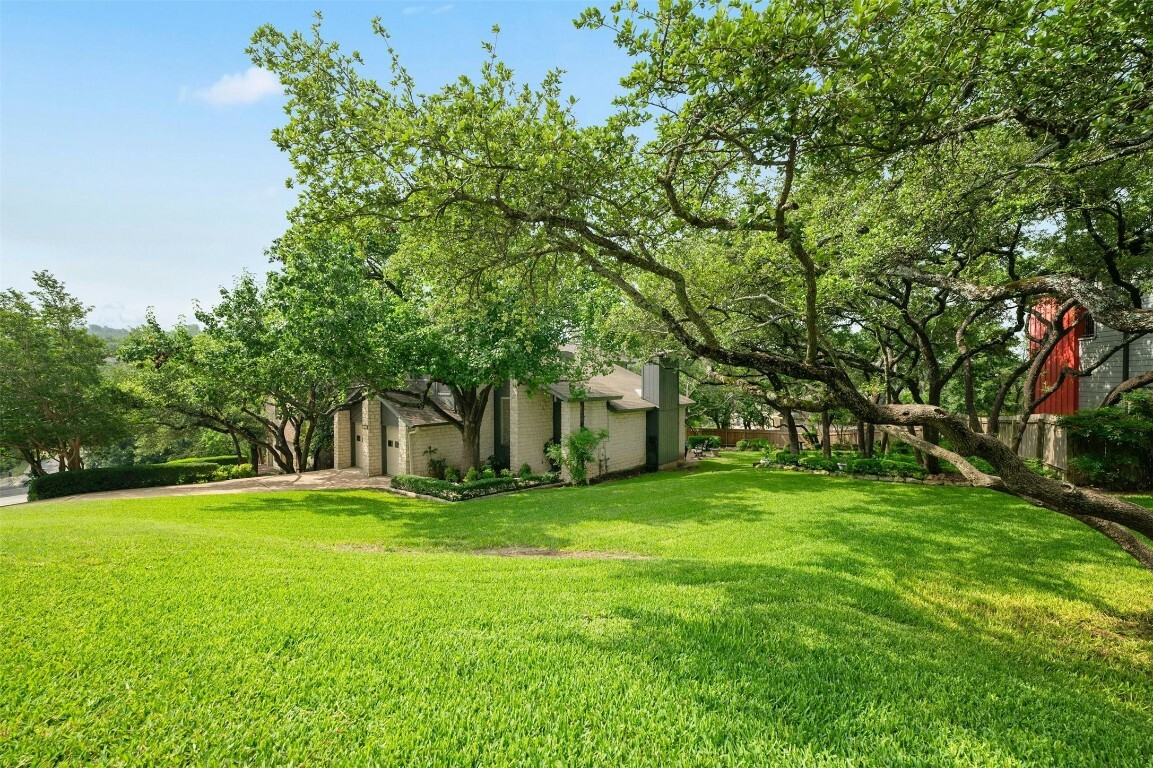 Property Photo:  6501 Augusta National Drive  TX 78746 