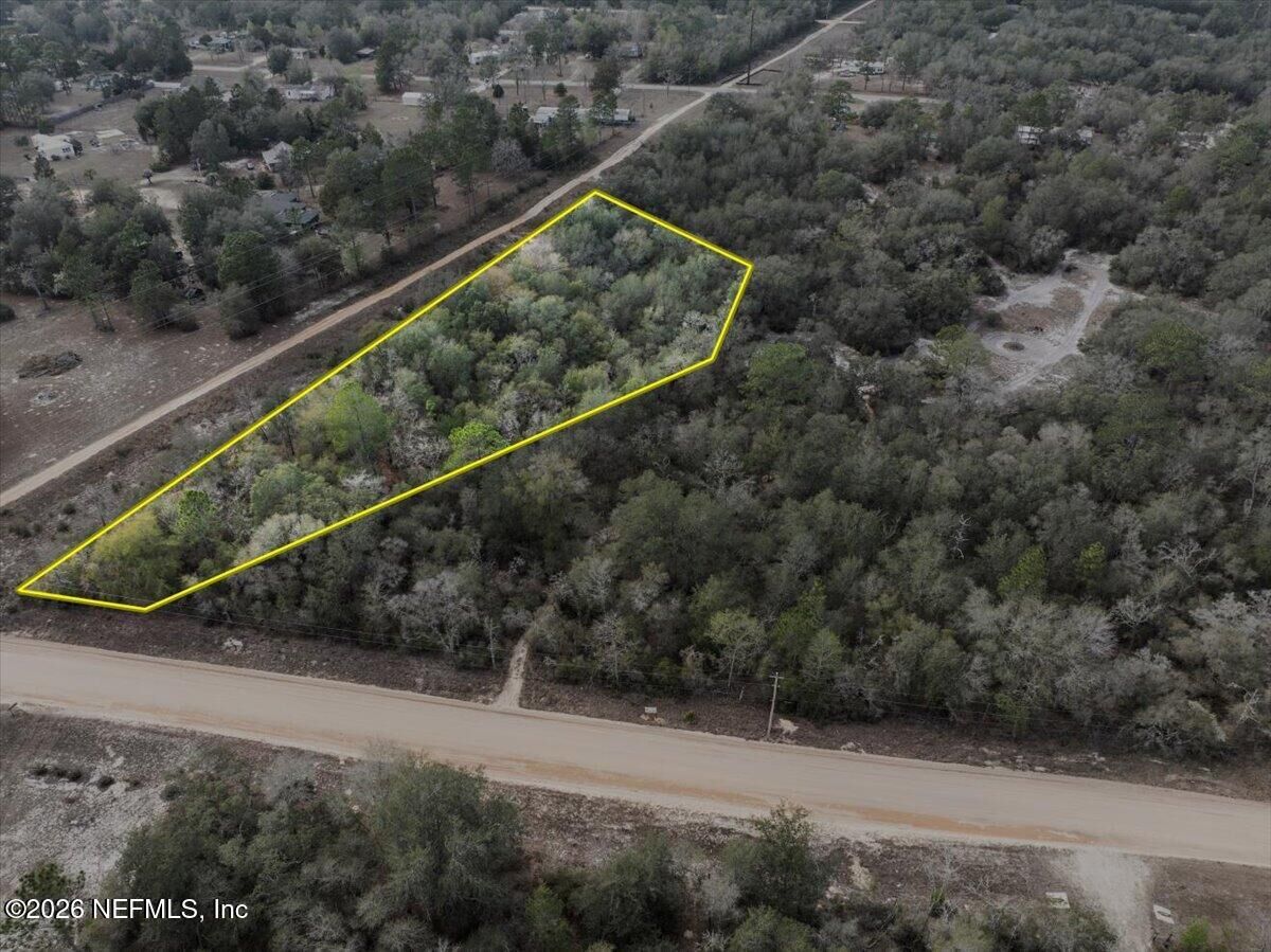 Property Photo: 7678 Oak Forest Road FL 32656