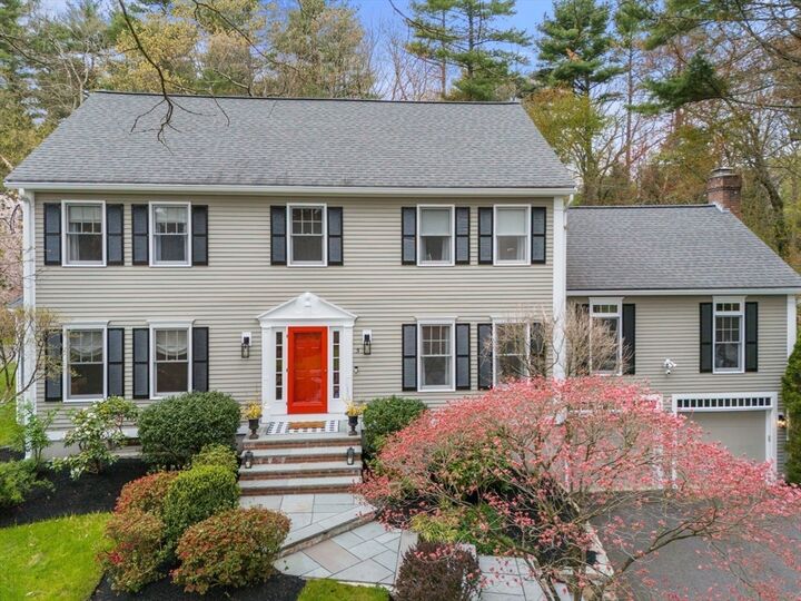 Property Photo:  5 Fairview Rd  MA 02052 