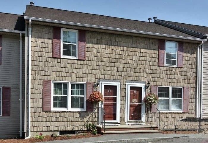 Property Photo: 8 Oliver St D MA 01832