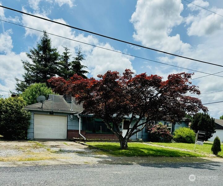 1561 SW Mills  Chehalis WA 98532 photo
