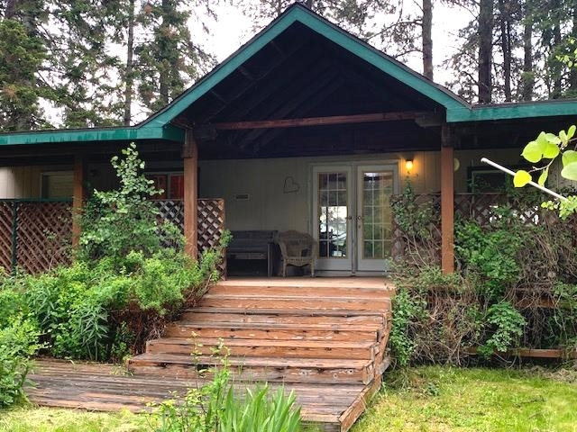 Property Photo:  1062 Davis Rd  WA 99180 