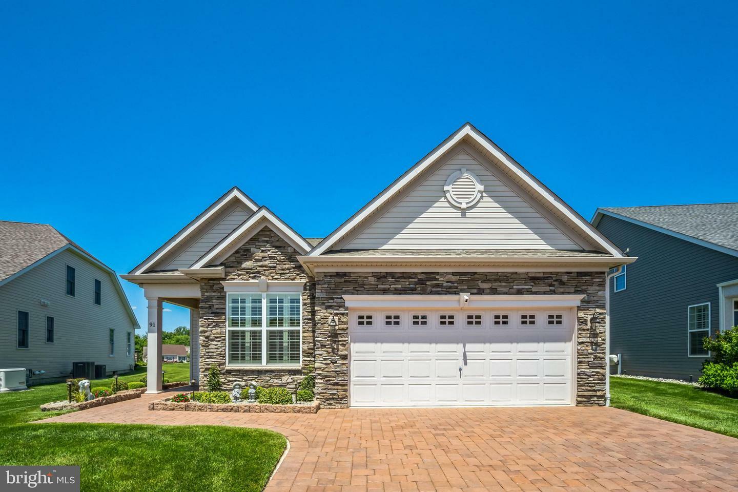 Property Photo: 91 Wishing Well Lane NJ 08080