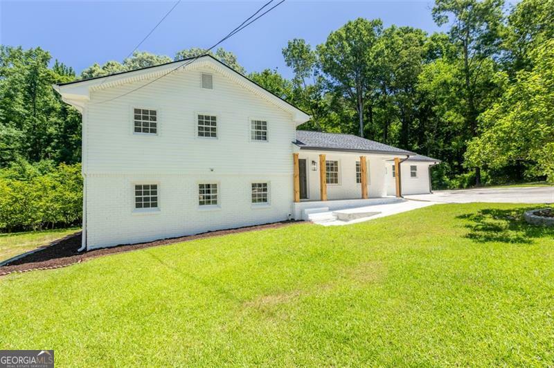 Property Photo:  2050 Killian Hill Road  GA 30039 