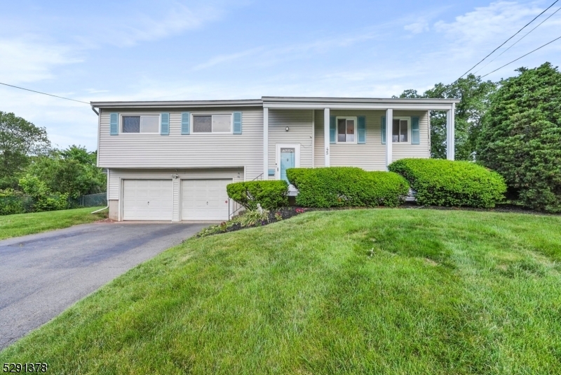 Property Photo:  45 Foxwood Dr  NJ 08873 