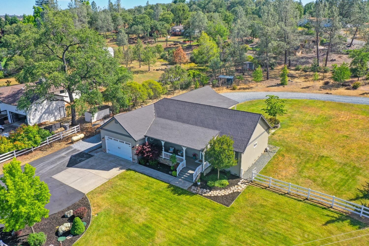 House for sale in Auburn 6413 Way, Auburn, CA 95602