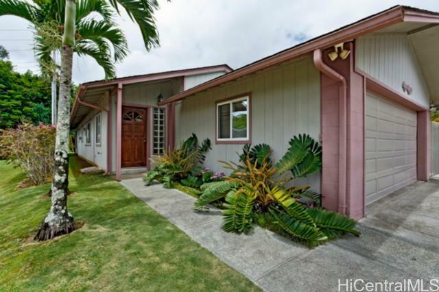 Property Photo:  45-450 Lolii Street  HI 96744 