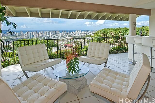 Property Photo: 3055 Maigret Street HI 96816