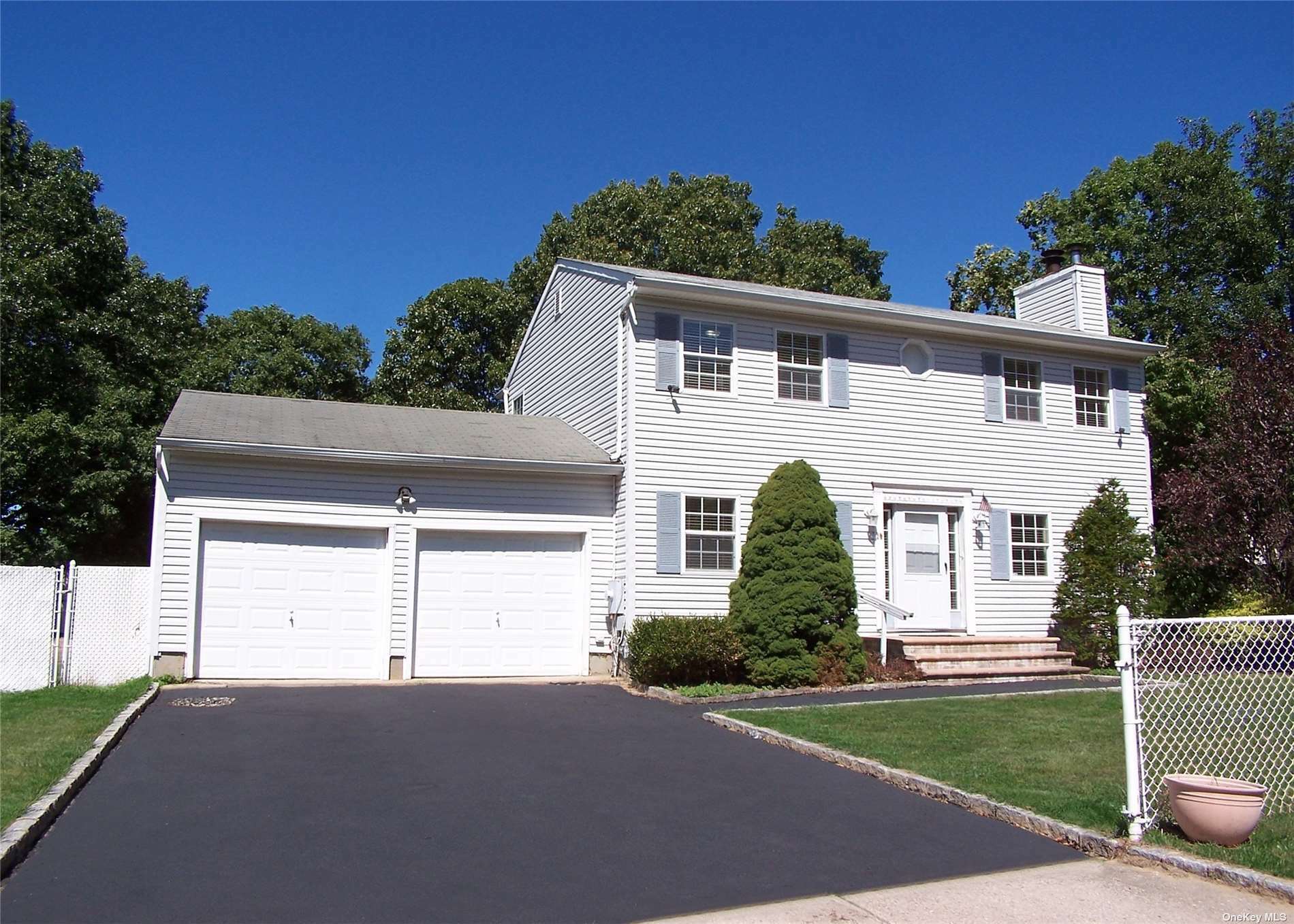 Property Photo: 19 Orange Avenue NY 11776