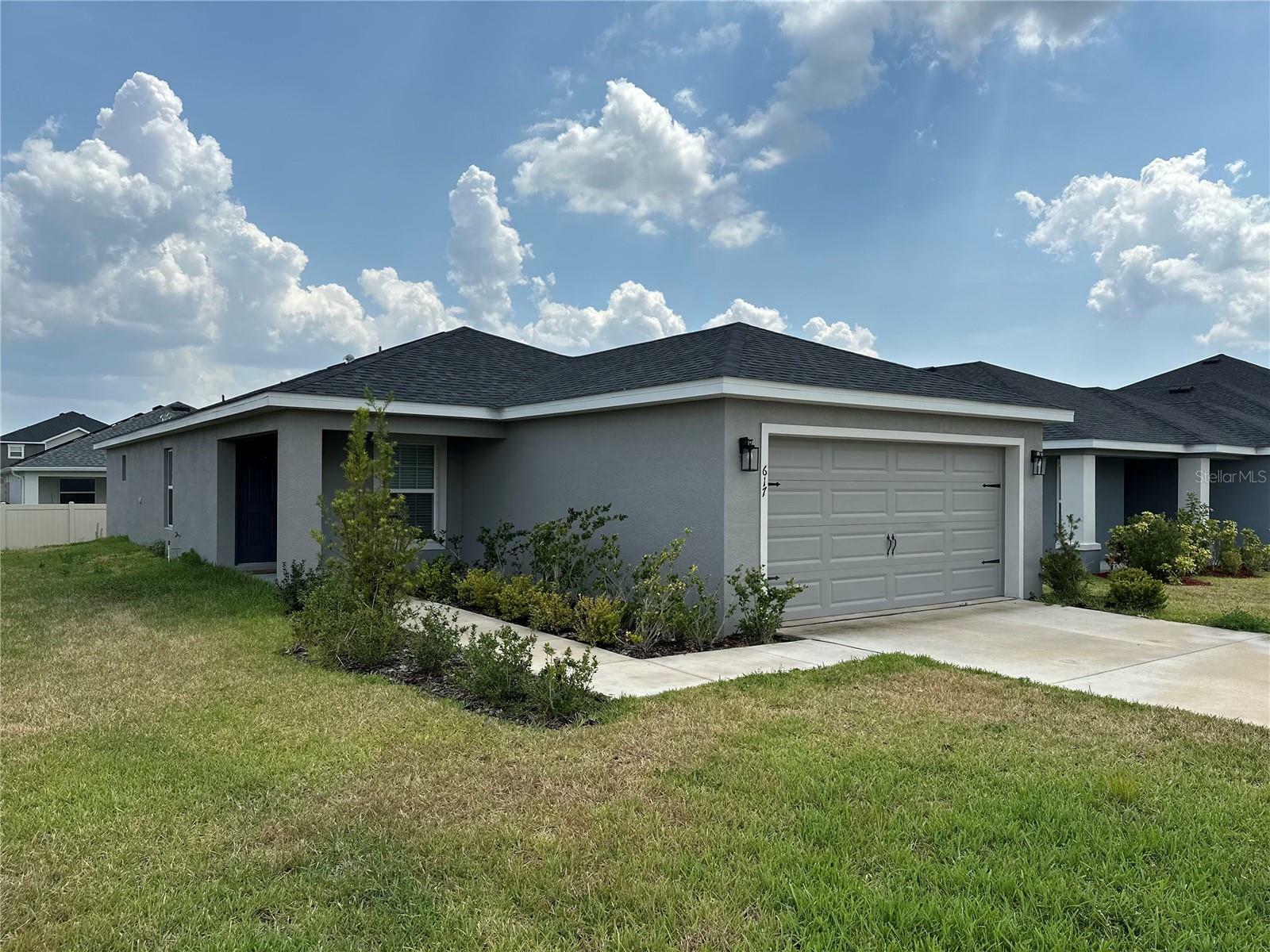 Property Photo:  617 Vittorio Drive  FL 33884 