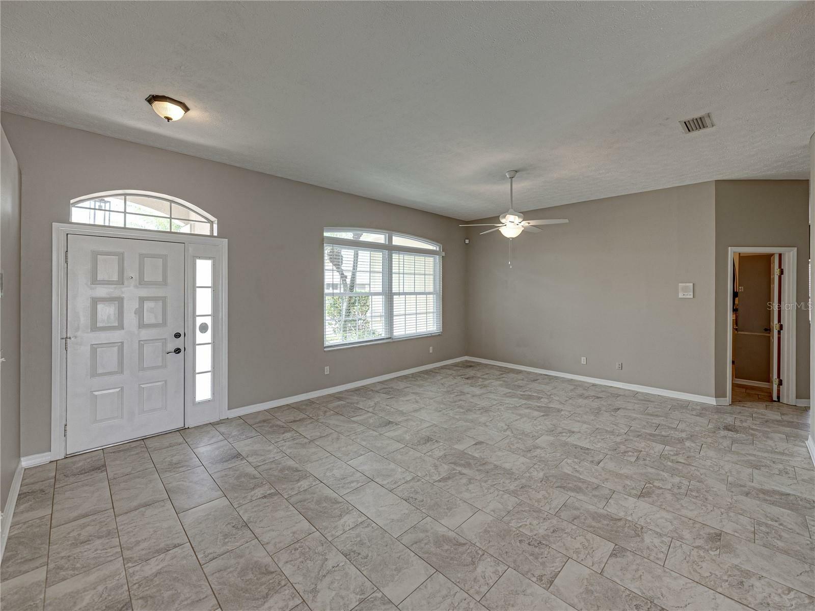 Property Photo: 4403 Blantyre Place FL 33596