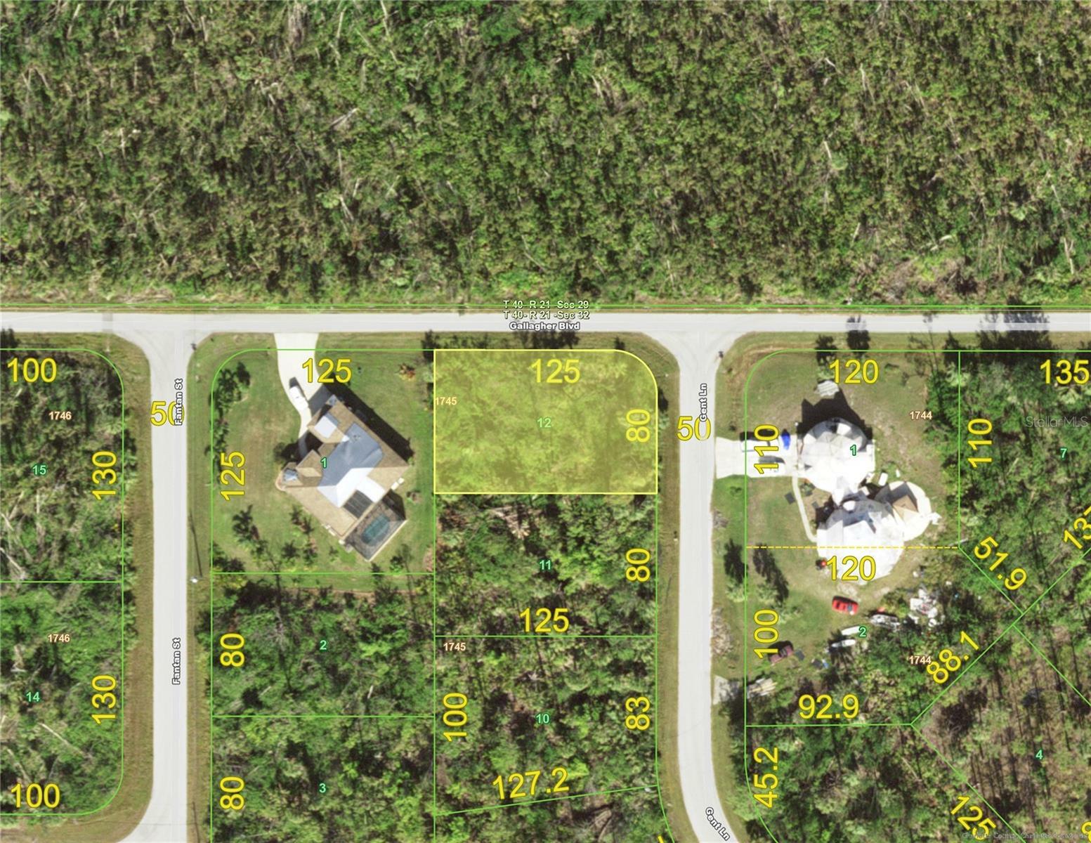 Property Photo: 5007 Gent Lane FL 33981