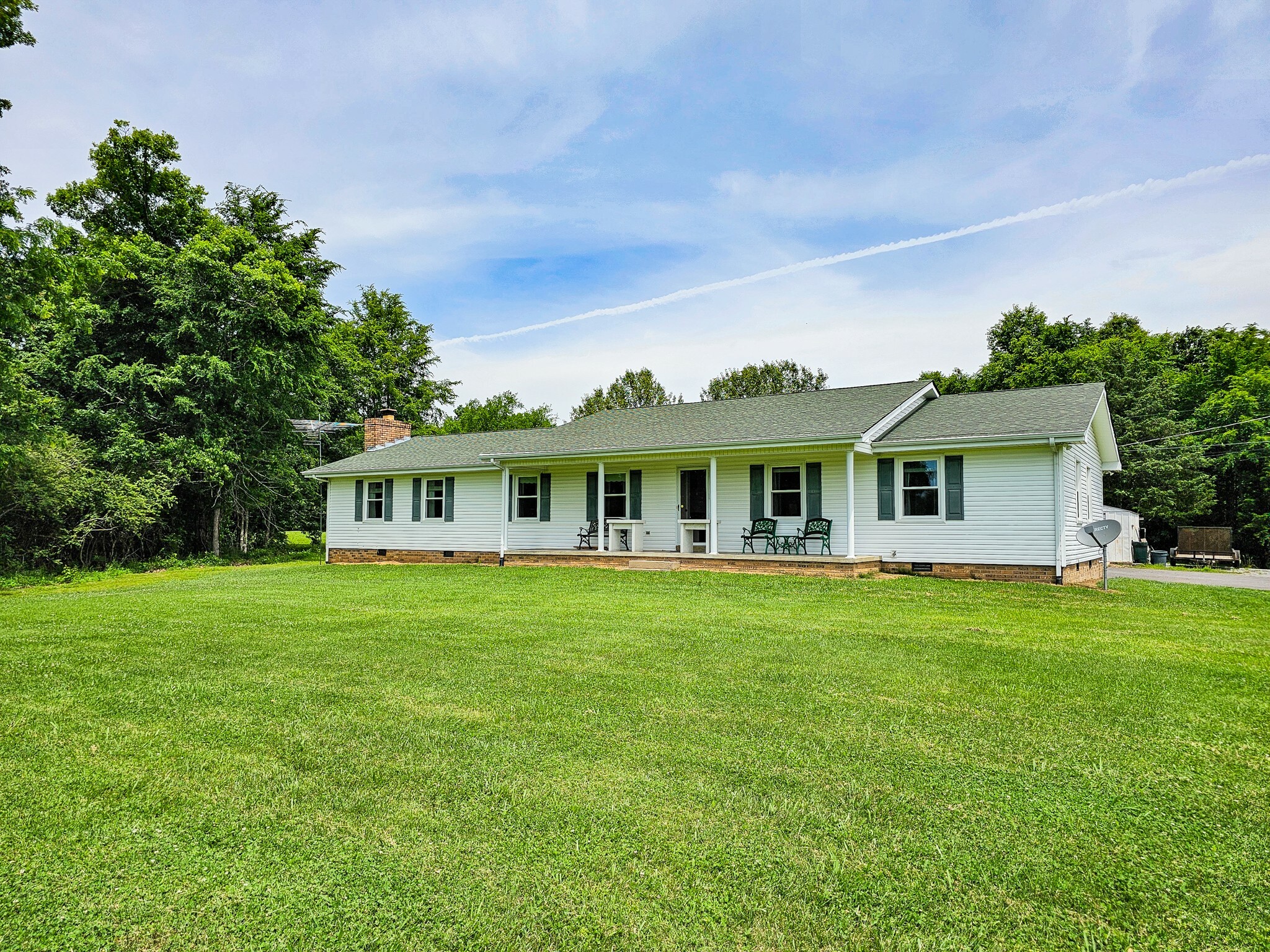 Property Photo:  810 Rabbit Branch Rd  TN 37160 