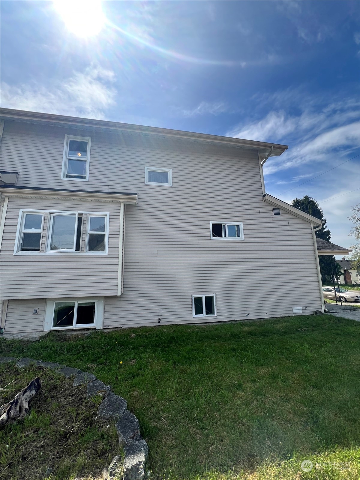Property Photo: 2201 Highland Avenue WA 98201
