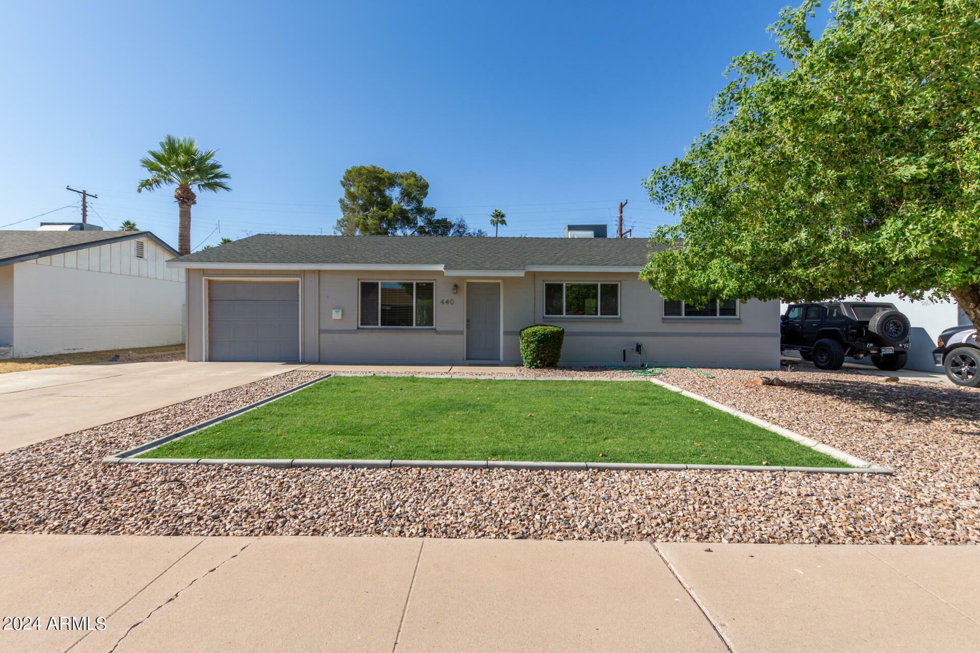 Property Photo:  440 E McKinley Street  AZ 85288 