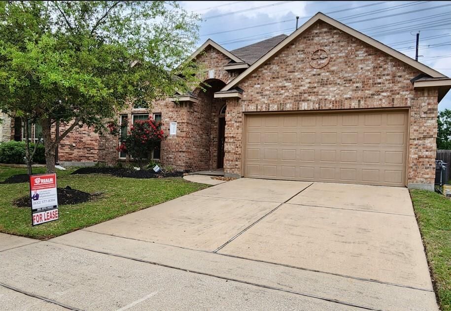 Property Photo: 4422 Fenway Park Way TX 77389