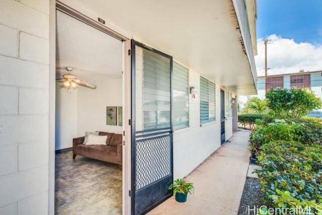 Property Photo:  1519 Kaumualii Street 120  HI 96817 