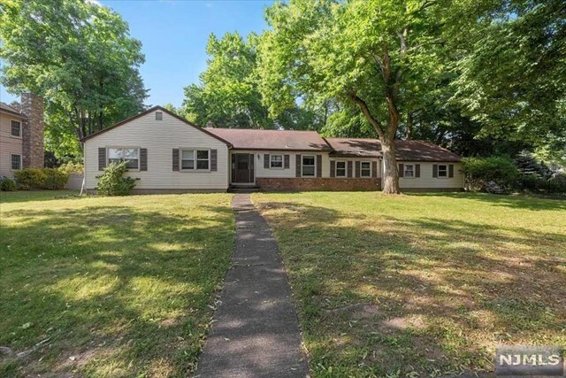 Property Photo:  172 Birchwood Road  NJ 07675 