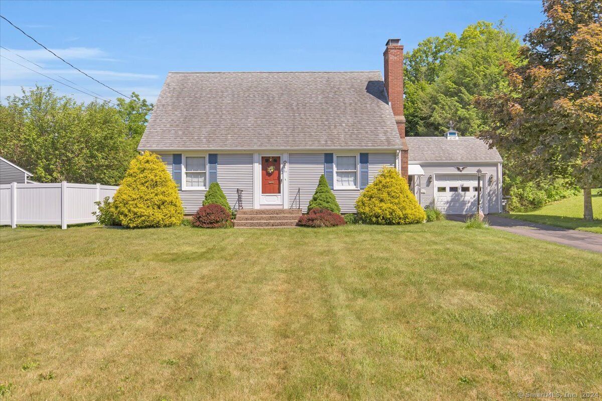 Property Photo:  34 Gwen Road  CT 06451 