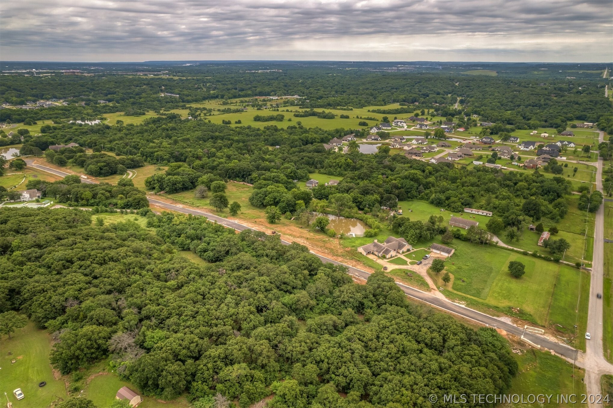 Property Photo:  4881 Oak Timber Drive  OK 74131 