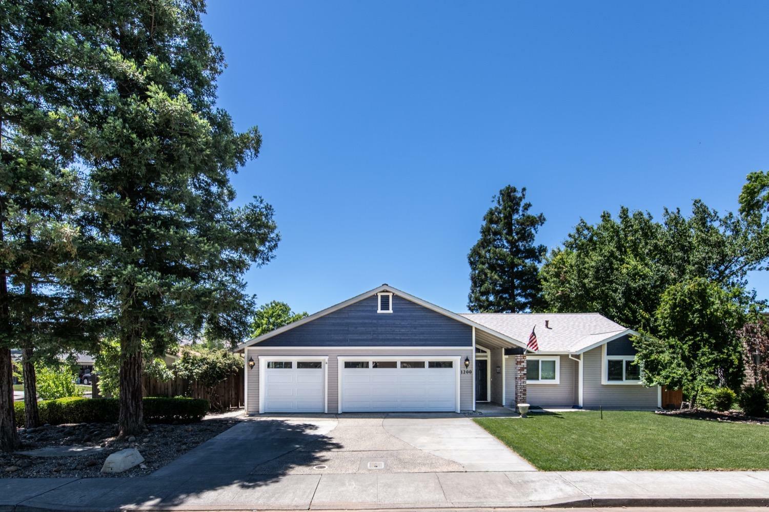 Property Photo:  1200 Valley Oak Drive  CA 95694 