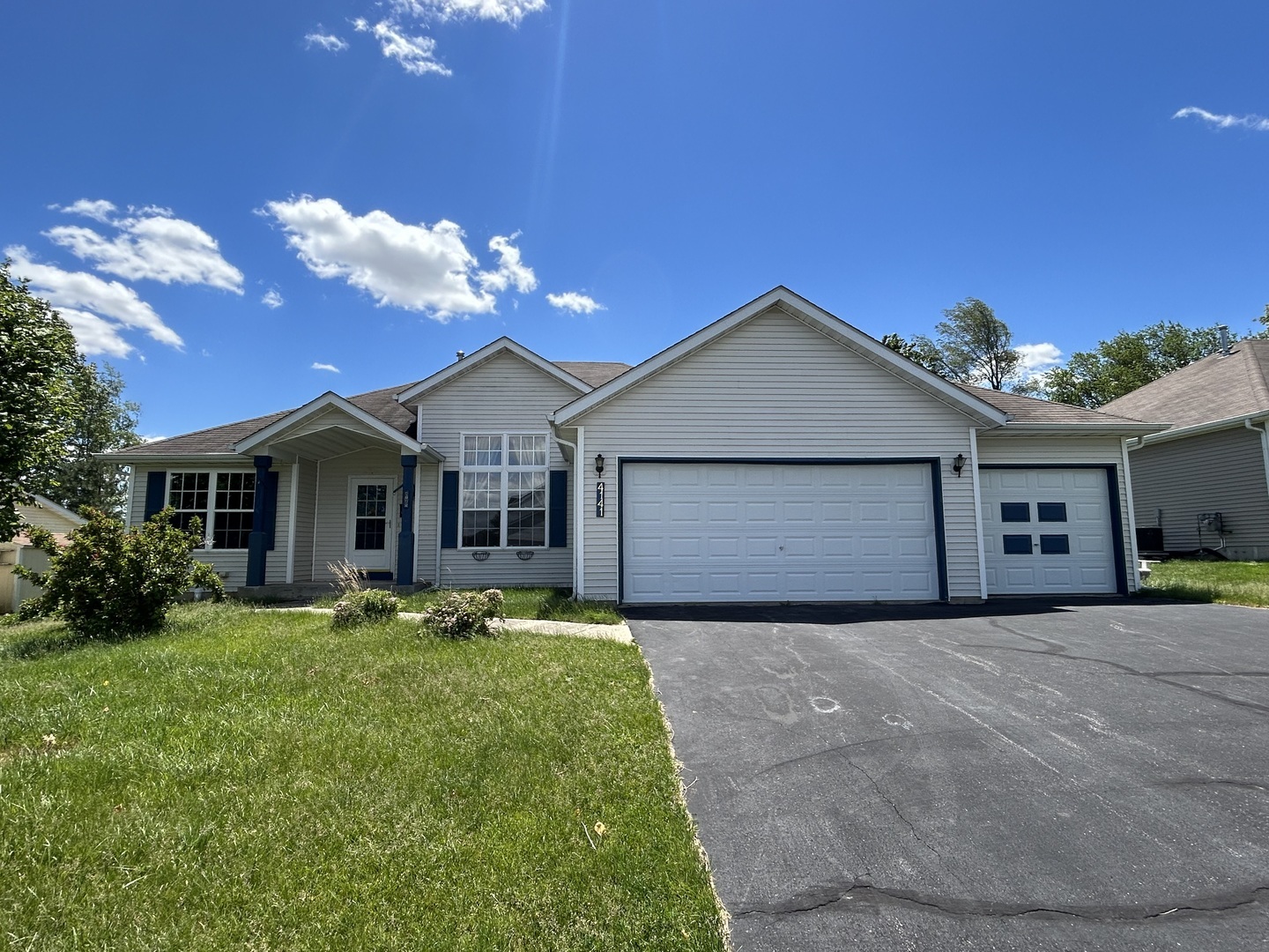 Property Photo: 4141 Chandan Boulevard IL 61065