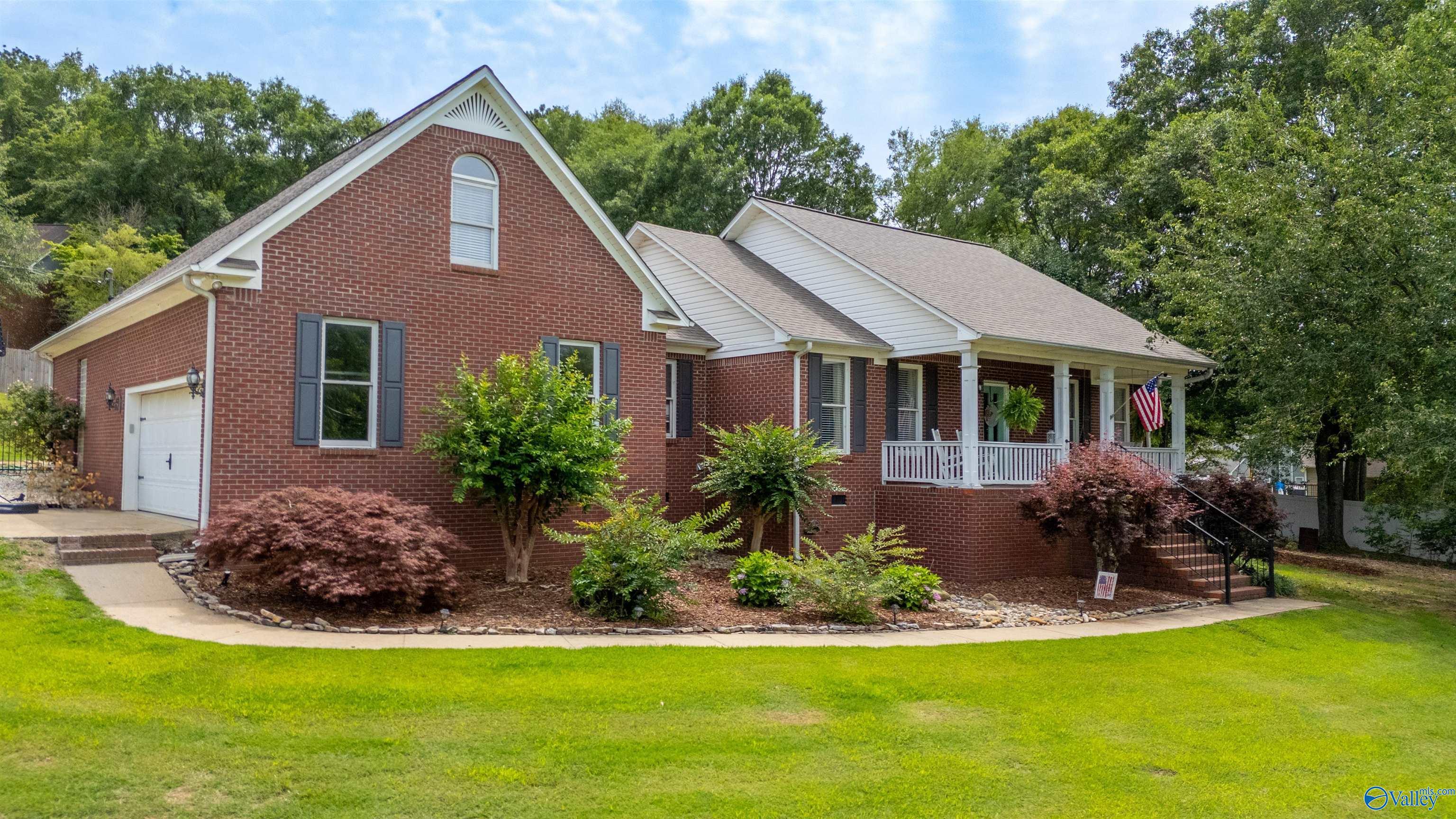 3150 Berkley Court  Southside AL 35907 photo