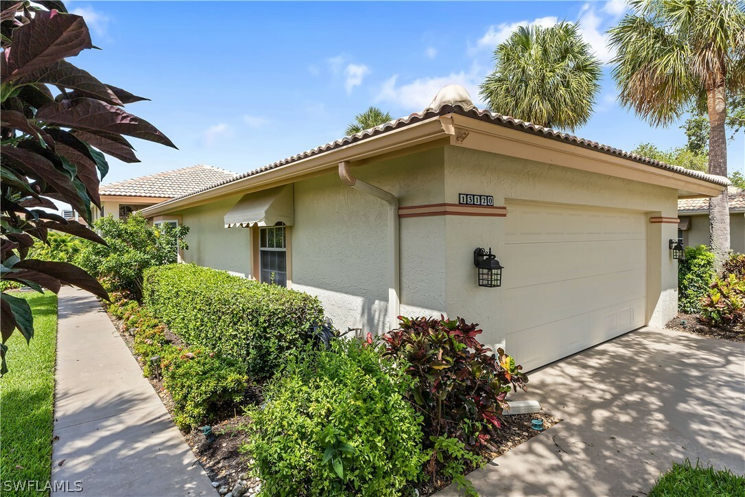 Property Photo:  13120 Southampton Drive  FL 34135 