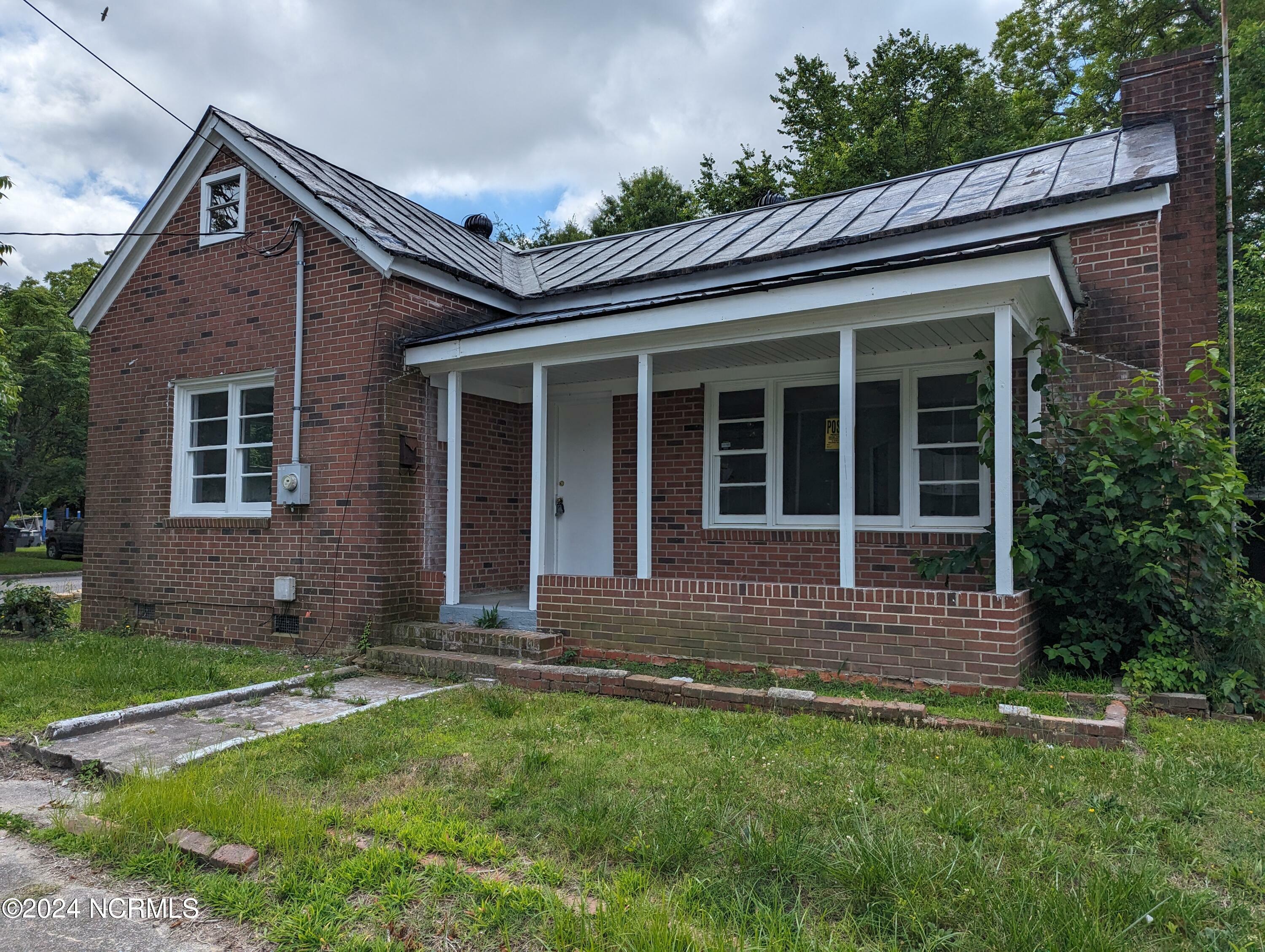 Property Photo:  415 Mitchell Street  NC 27801 