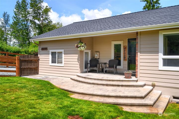 Property Photo:  23269 Buchanan Street  WA 98273 