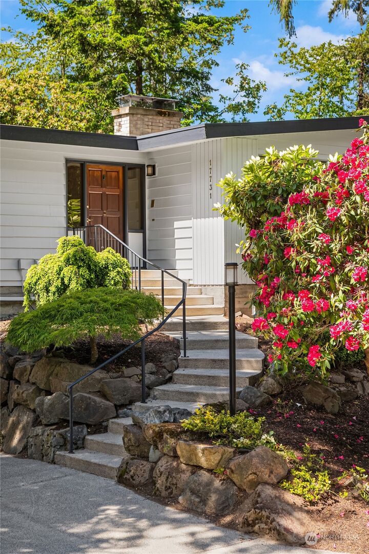 Property Photo:  17731 22nd Avenue NE  WA 98155 