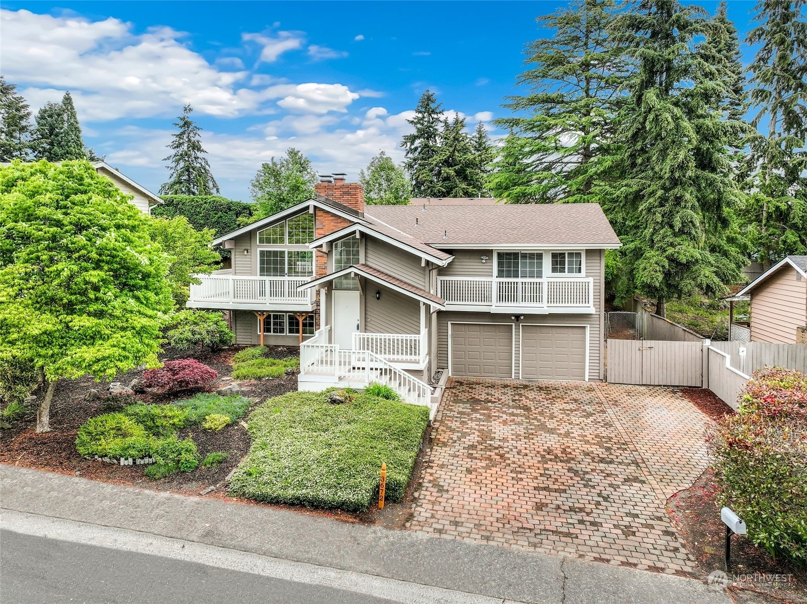 Property Photo:  3672 SW 318th Street  WA 98023 