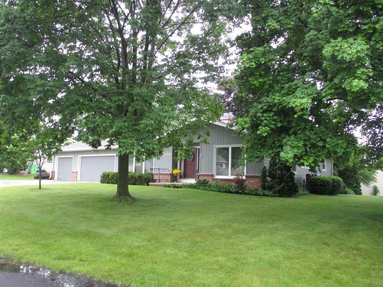 Property Photo:  1009 Georgetown Terrace  WI 53916 