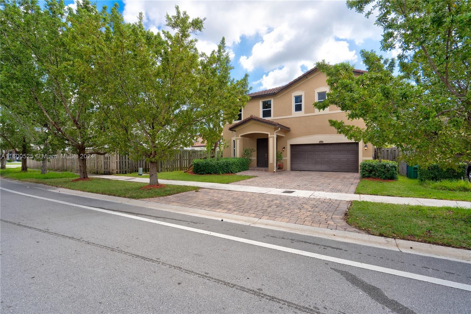 Property Photo:  25053 SW 118th Pl  FL 33032 