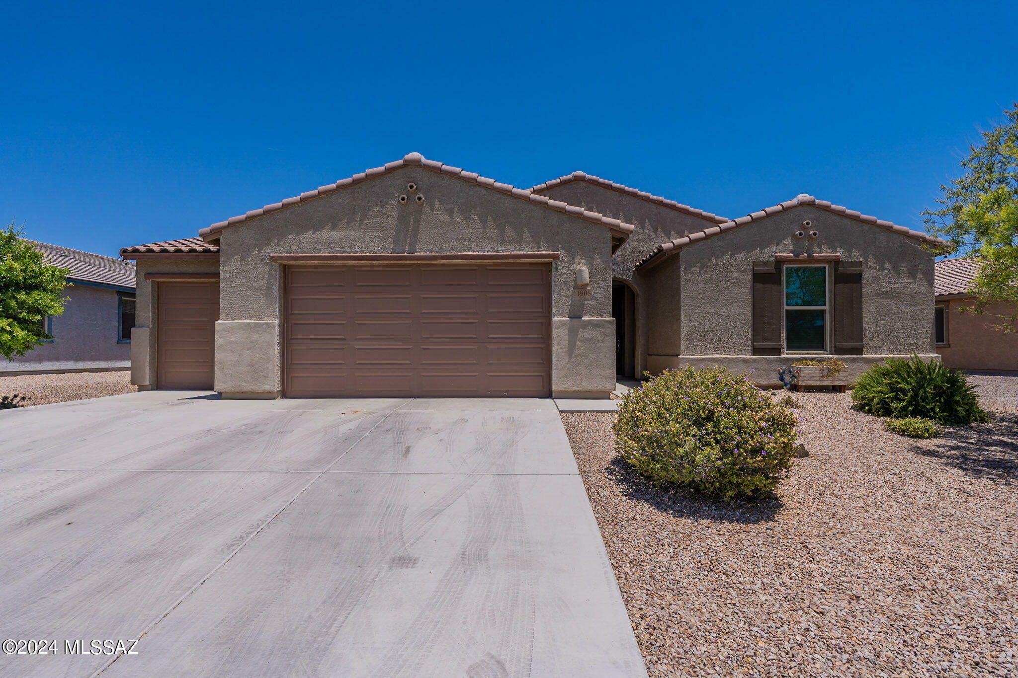 Property Photo:  11908 W Rocky Cove Drive  AZ 85653 