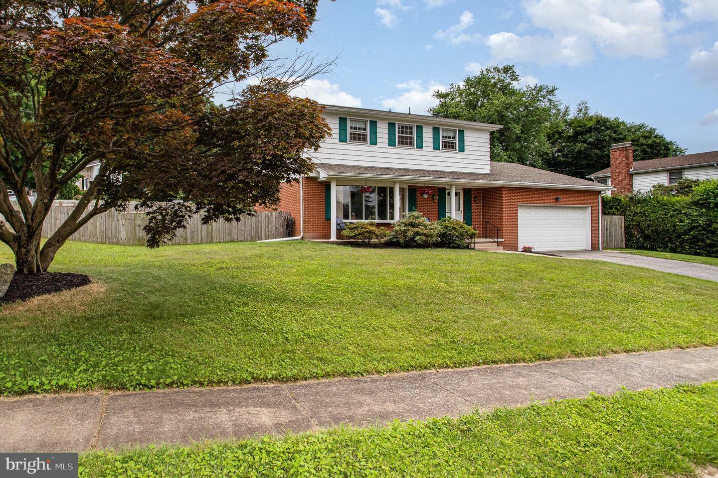 Property Photo:  2990 Beacon Road  PA 17402 