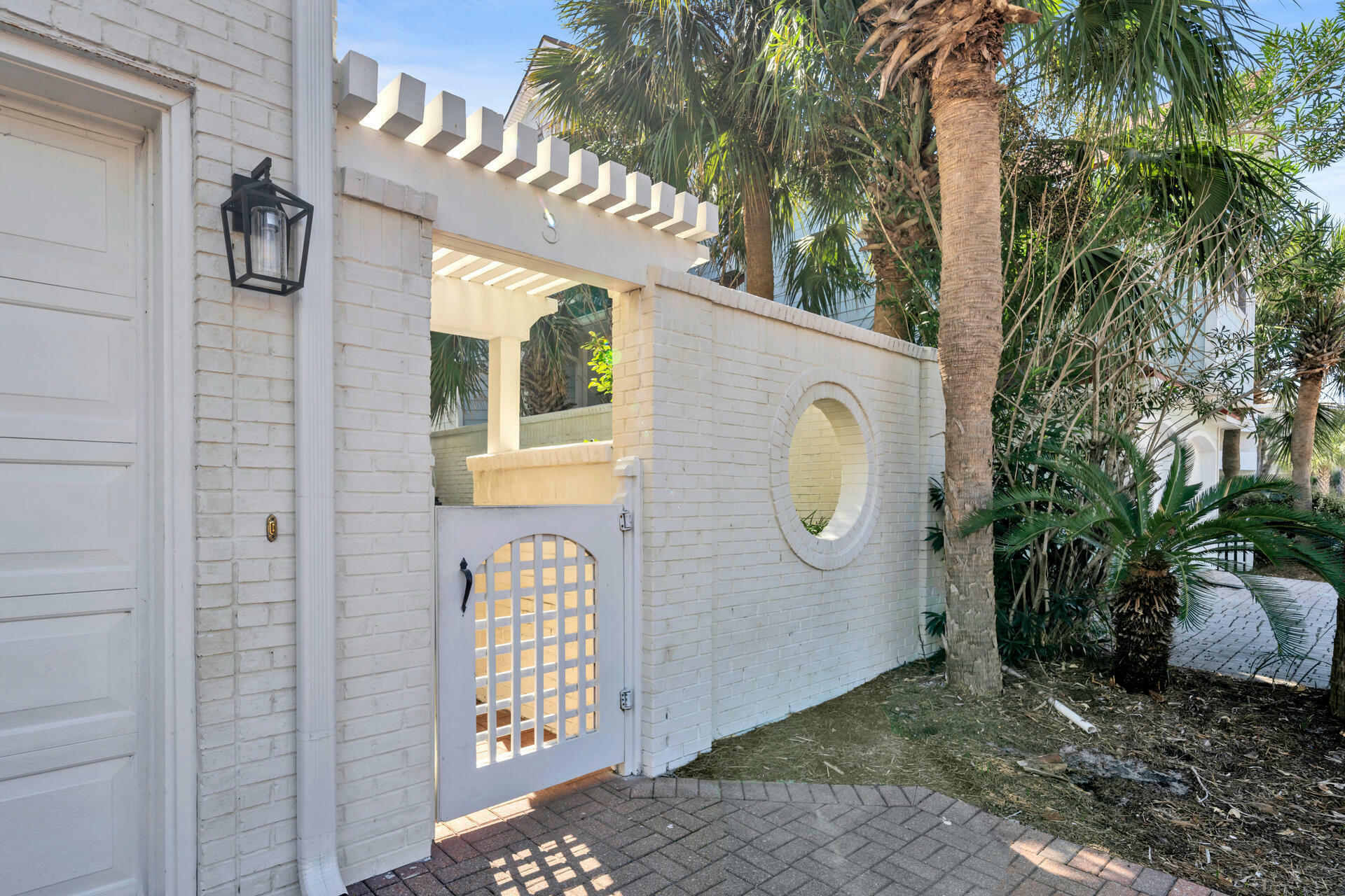 Property Photo:  3 Starboard Court # 6  FL 32550 