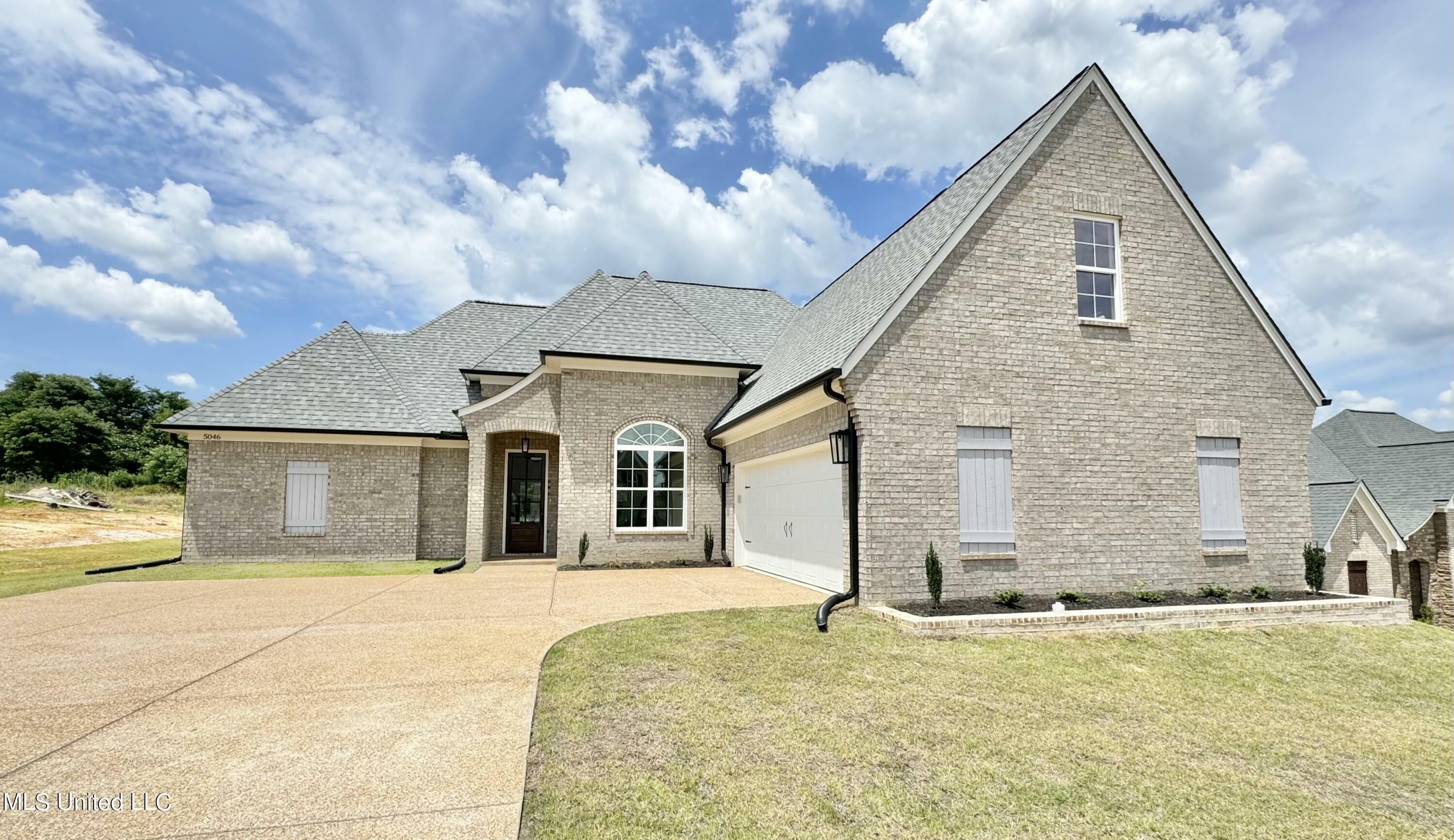 Property Photo:  5046 Watson View Drive  MS 38651 