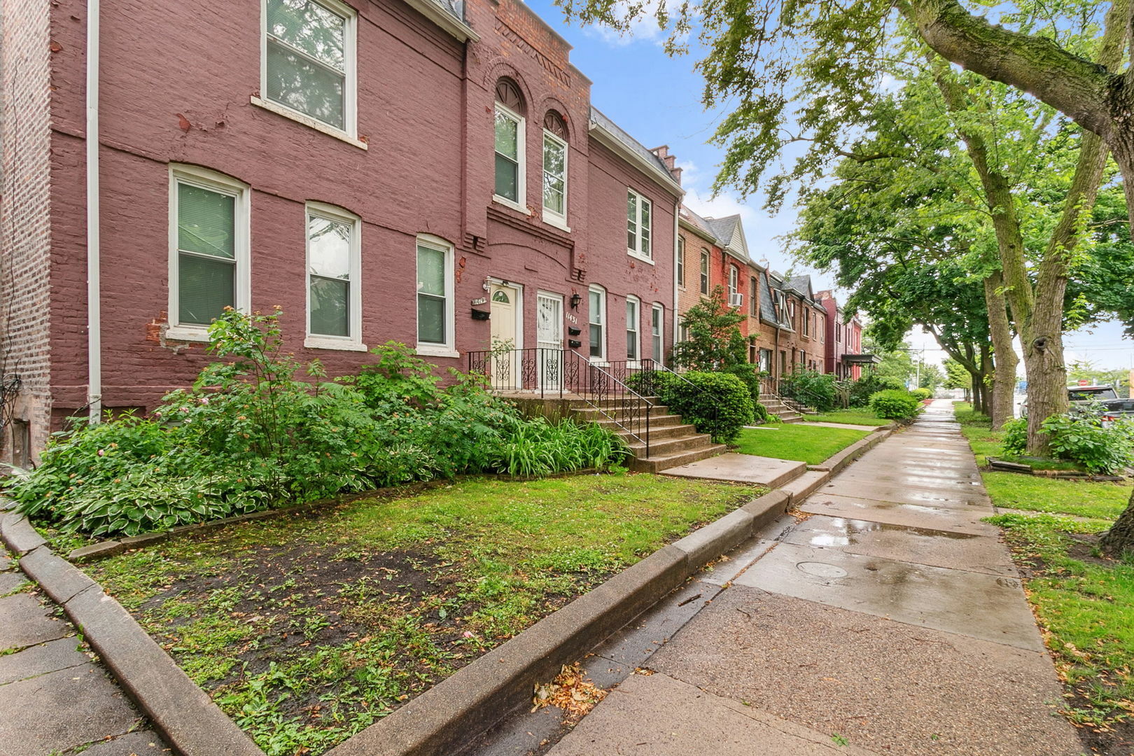 Property Photo:  11429 S Forrestville Avenue  IL 60628 