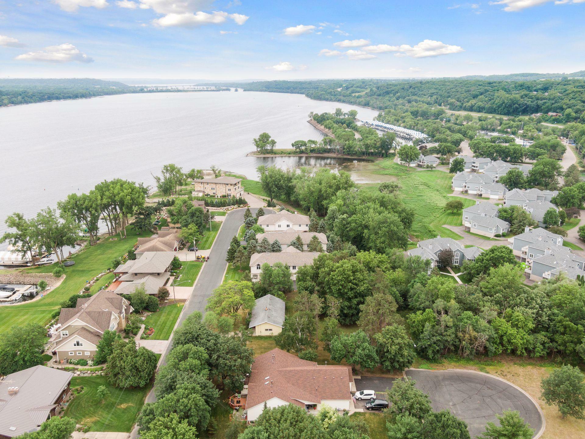 Property Photo:  560 Lakeside Bay Drive S  MN 55003 