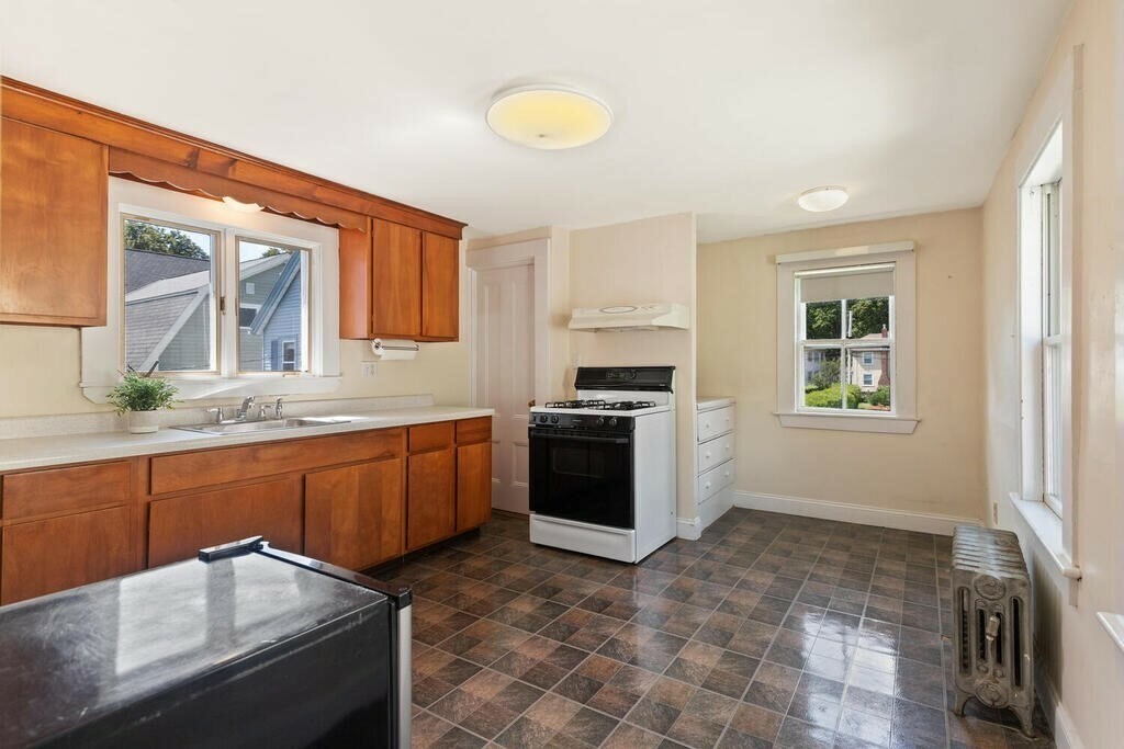 Property Photo: 24 Fletcher Avenue 2 MA 02420