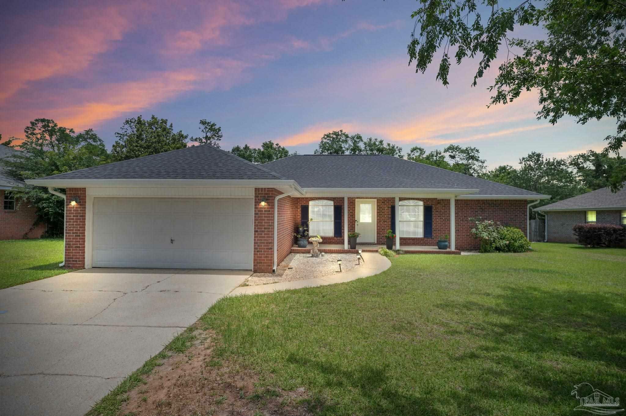 Property Photo: 1260 Plata Canada Dr FL 32533