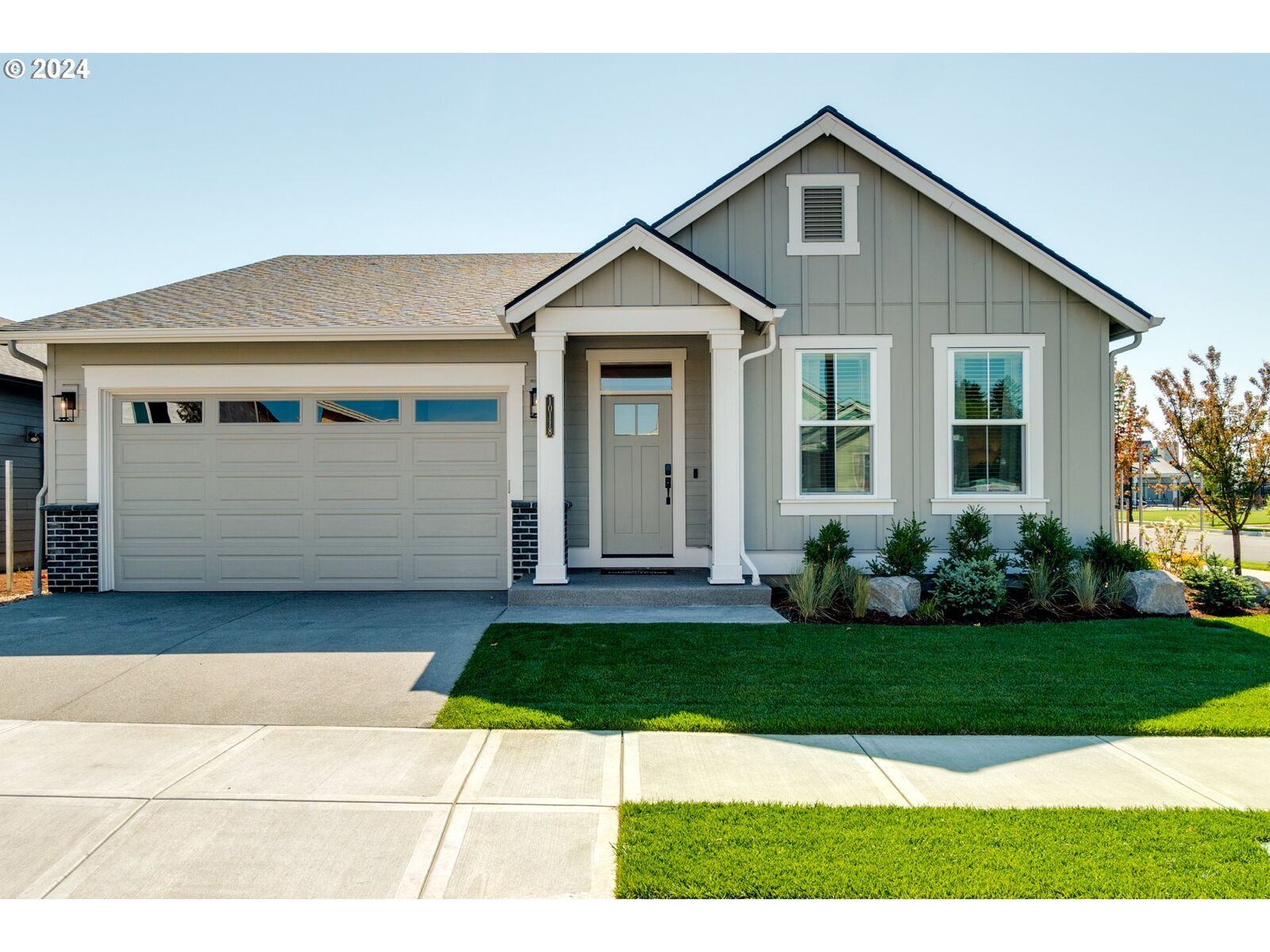 Property Photo:  10118 NE 136th Ave  WA 98682 