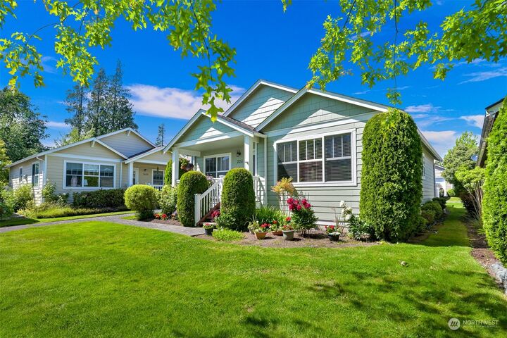 Property Photo:  2211 Goldenrod Street  WA 98248 