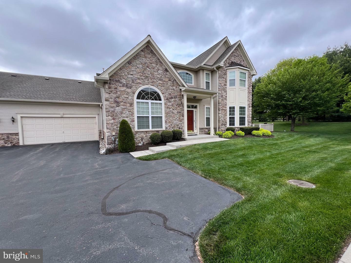 Property Photo:  218 Willow Drive  PA 18940 