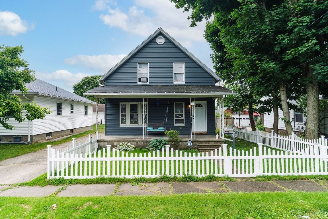 Property Photo:  2611 Elk Street  PA 16423 