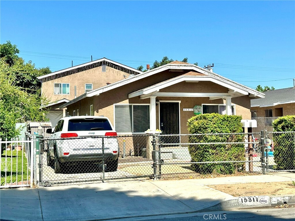 Property Photo:  15317 S Washington Avenue  CA 90221 