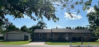 Property Photo:  501 Jarvis Avenue  MO 63801 